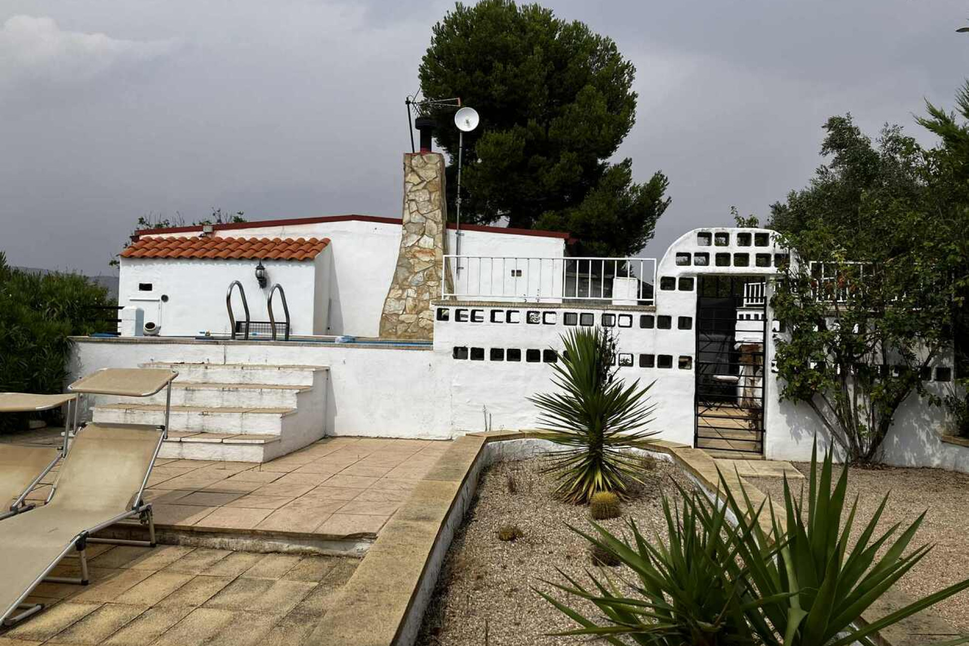 Herverkoop - Villa -
Biar - Costa Blanca