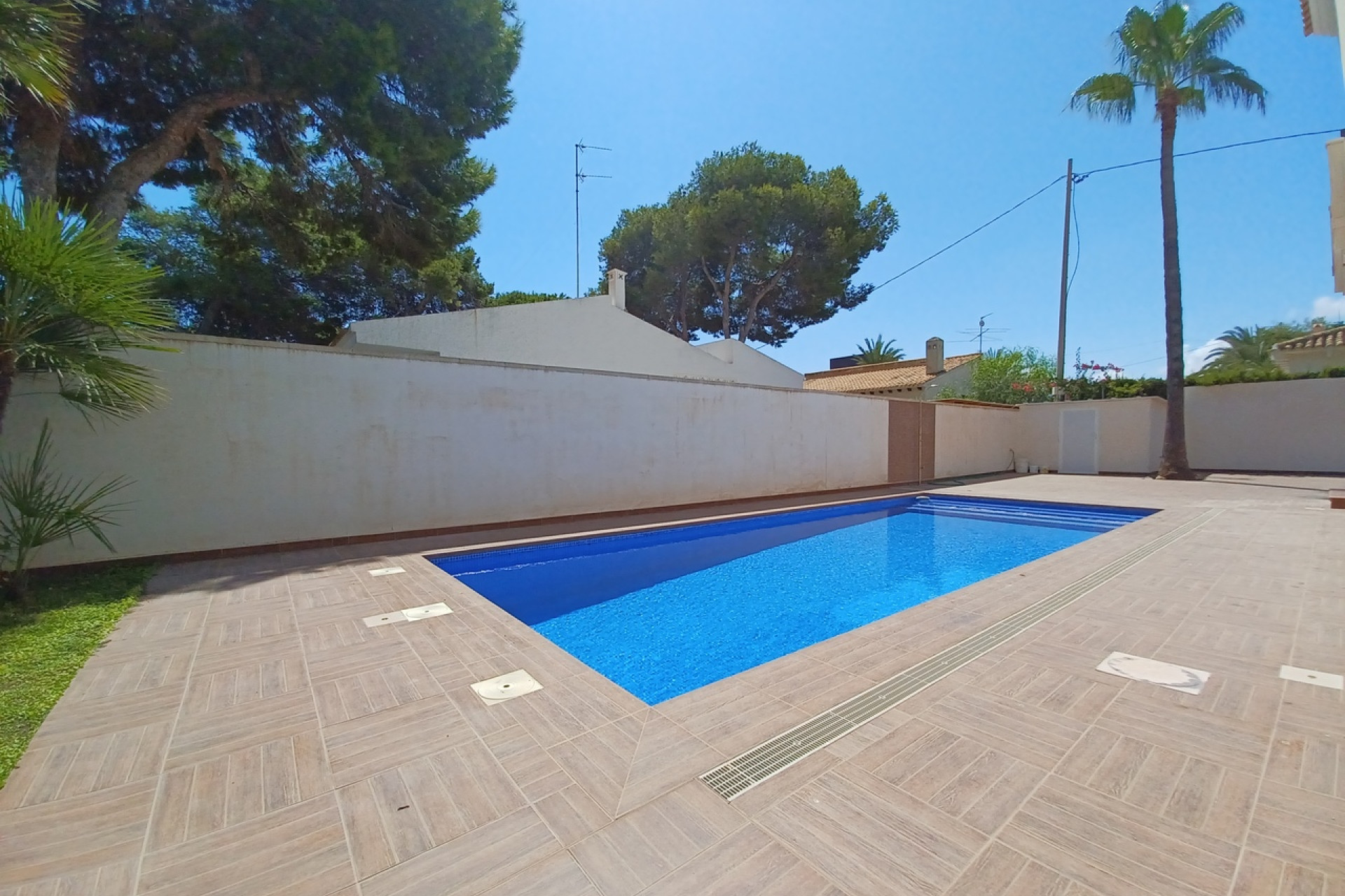 Herverkoop - Villa -
Cabo Roig