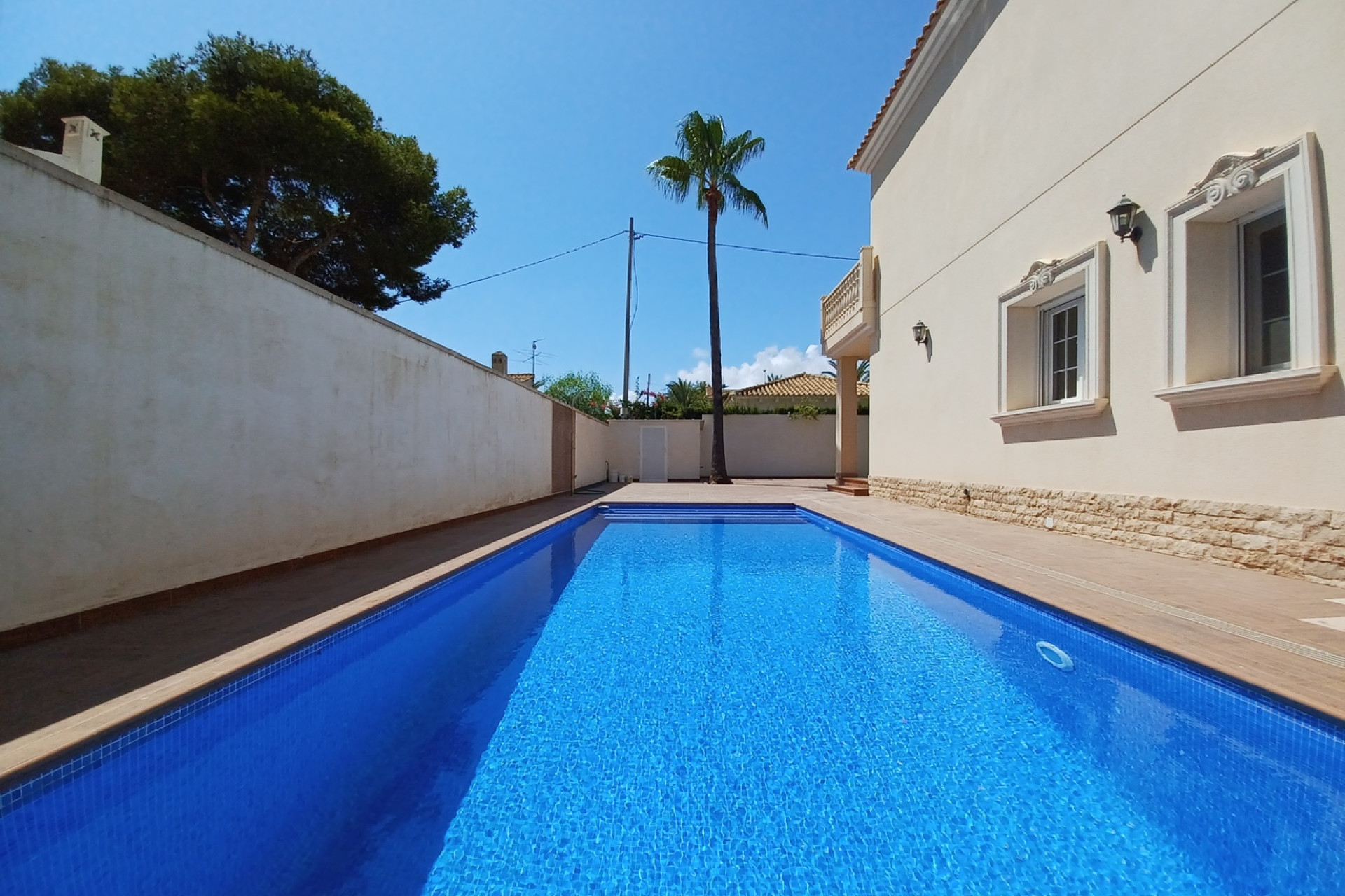 Herverkoop - Villa -
Cabo Roig