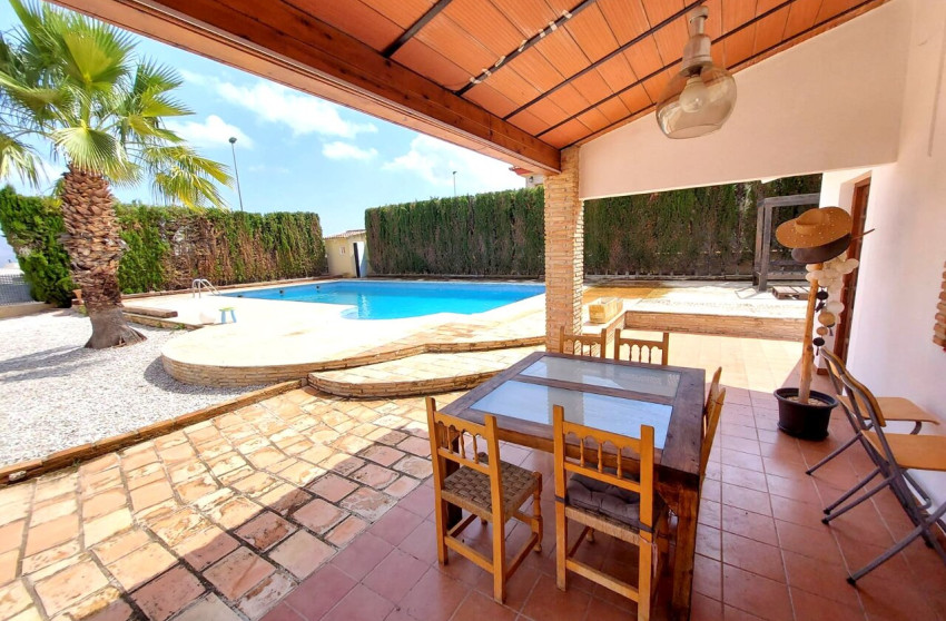 Herverkoop - Villa -
Calasparra - Inland
