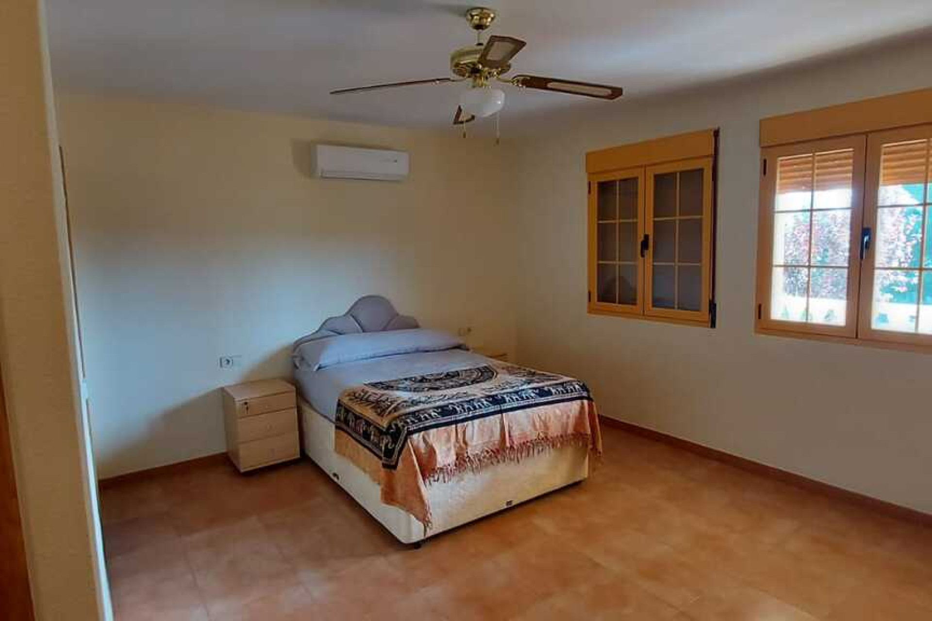 Herverkoop - Villa -
Calasparra - Inland