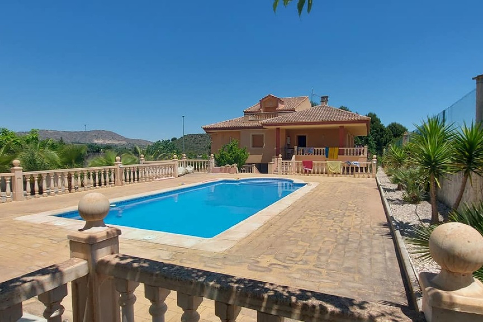 Herverkoop - Villa -
Calasparra - Inland