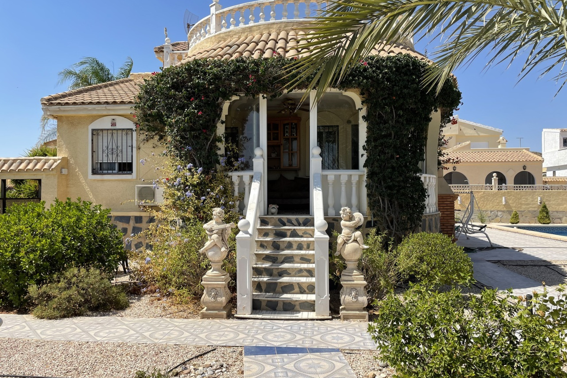 Herverkoop - Villa -
Camposol - Inland