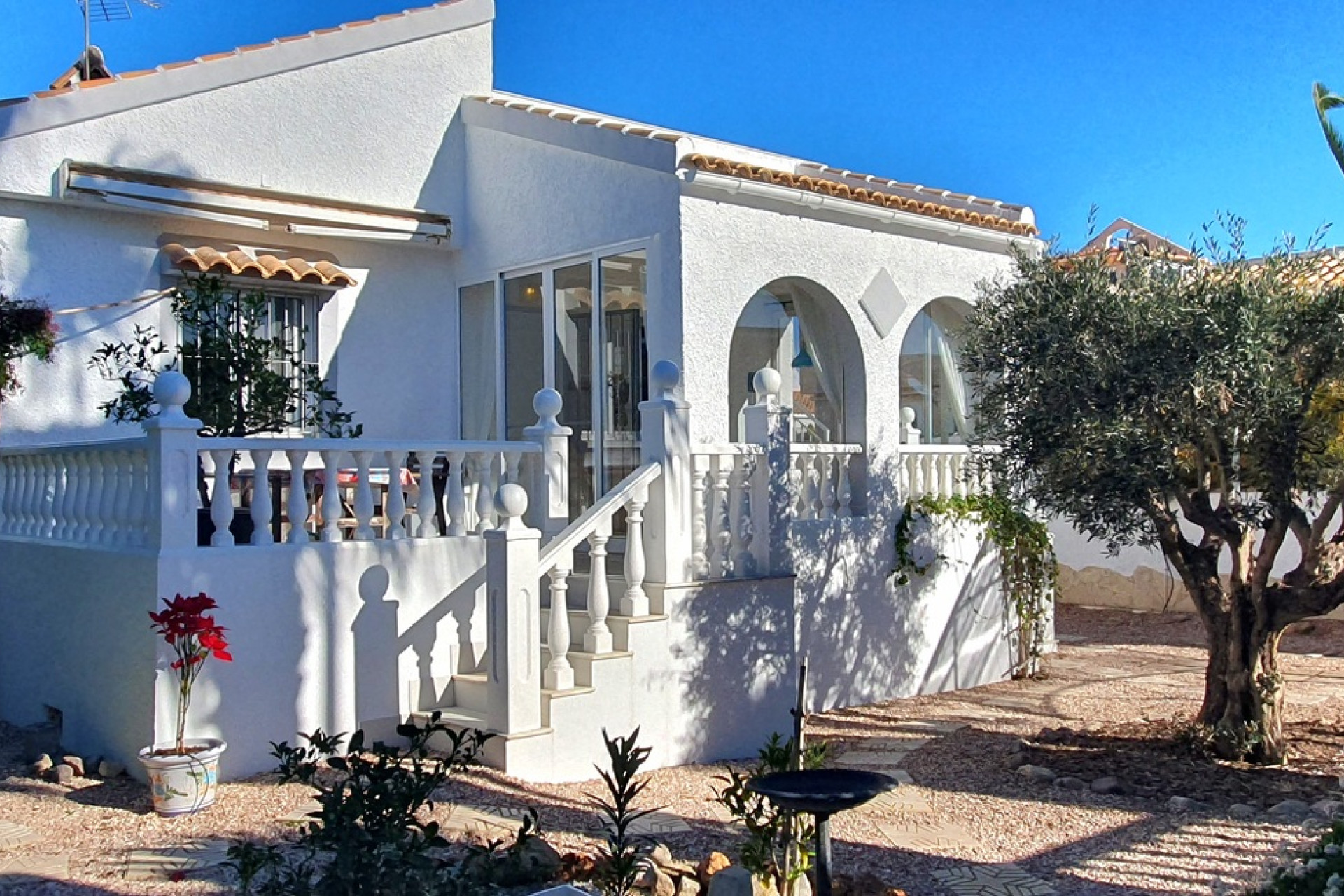 Herverkoop - Villa -
Camposol - Inland
