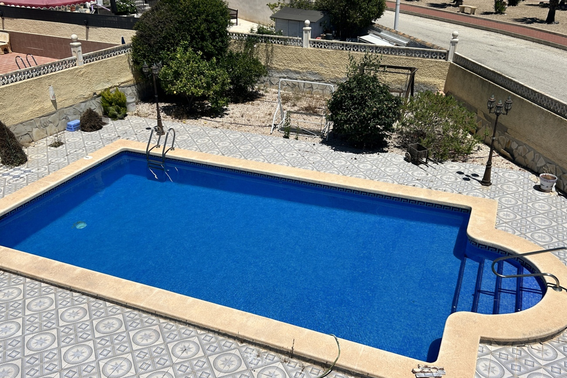 Herverkoop - Villa -
Camposol - Inland
