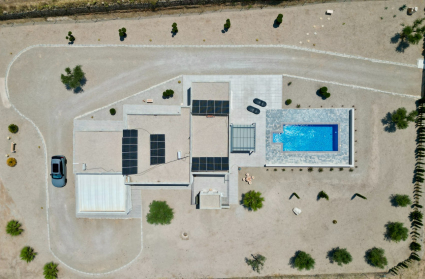 Herverkoop - Villa -
Canada De La Lena