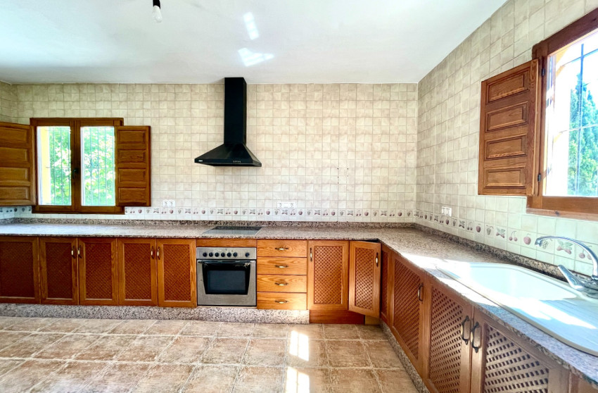 Herverkoop - Villa -
Catral - Costa Blanca