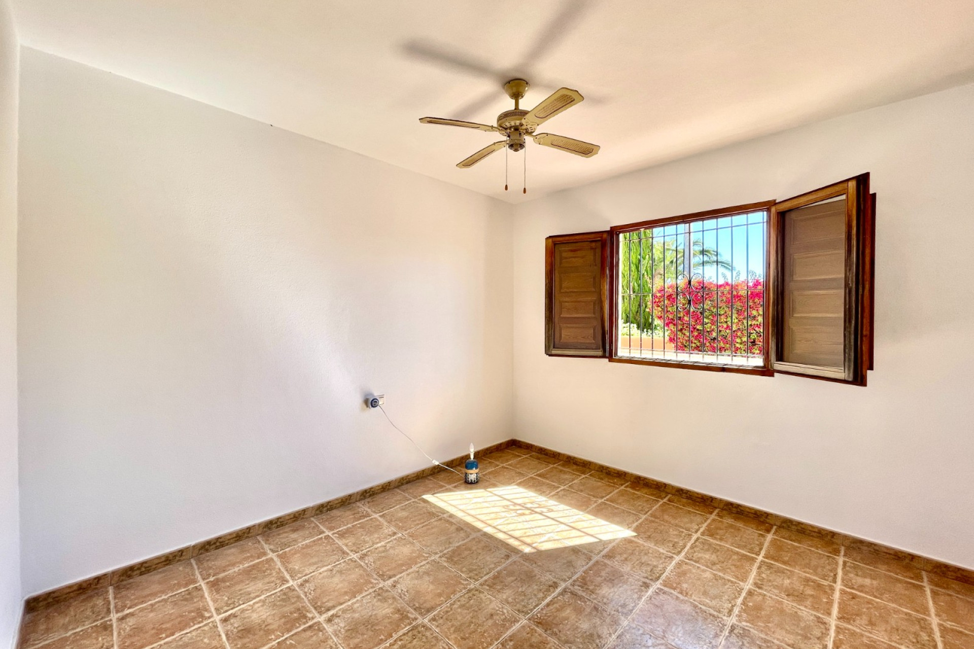Herverkoop - Villa -
Catral - Costa Blanca