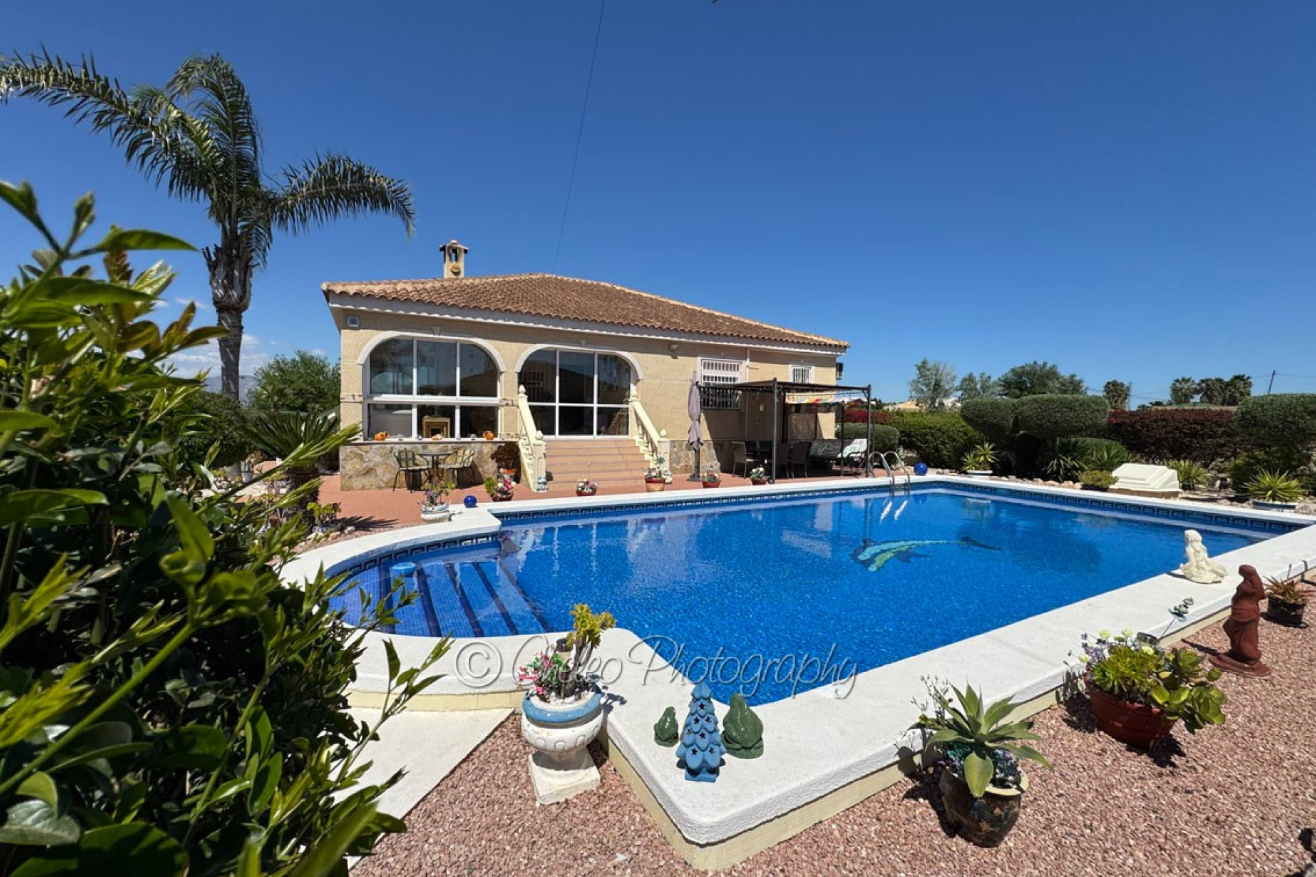 Herverkoop - Villa -
Catral