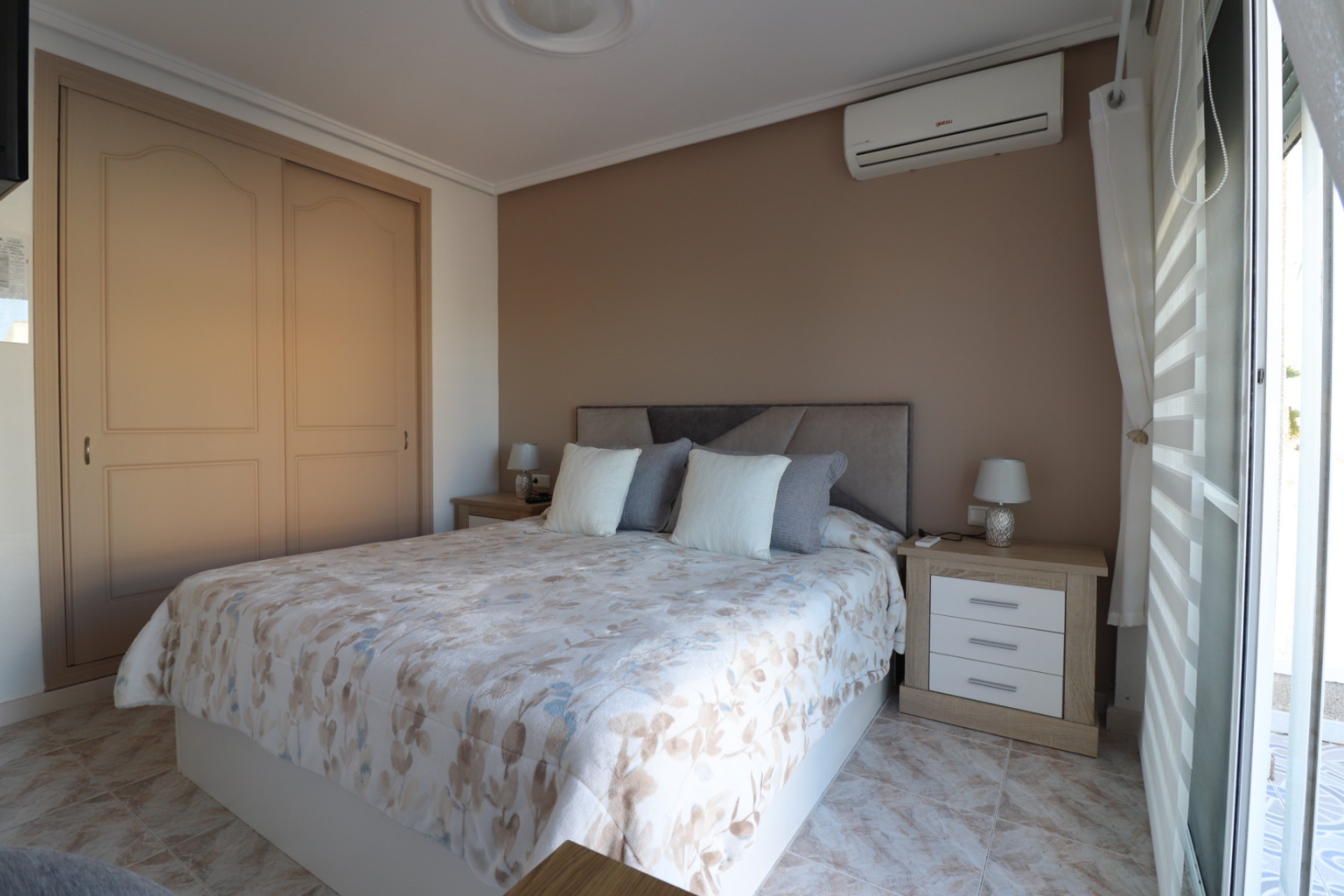 Herverkoop - Villa -
Ciudad Quesada - Ciudad Quesada - Town