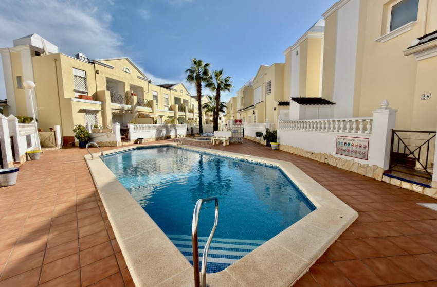 Herverkoop - Villa -
Ciudad Quesada - Doña Pepa