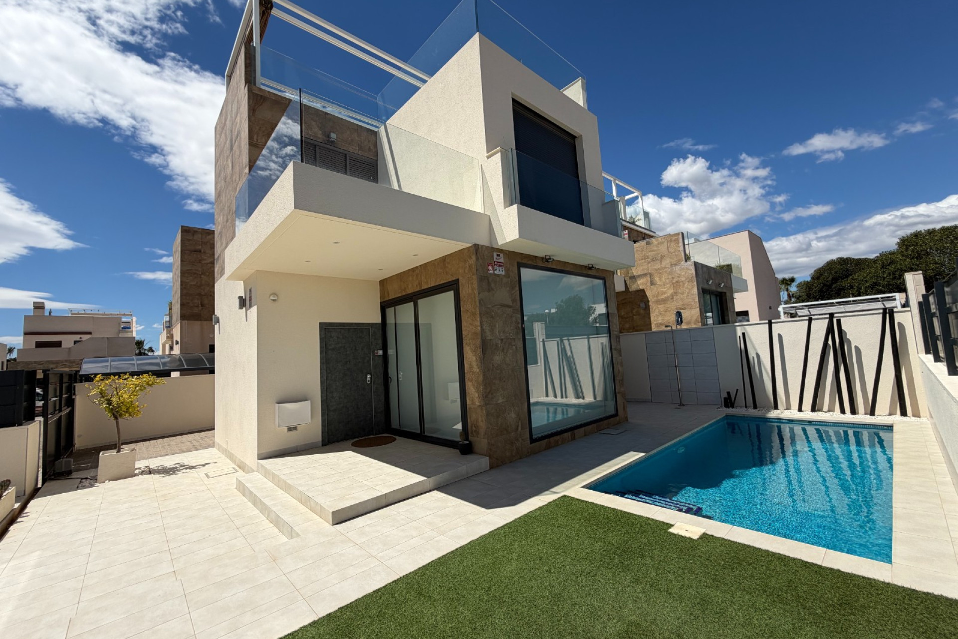 Herverkoop - Villa -
Ciudad Quesada - La Laguna