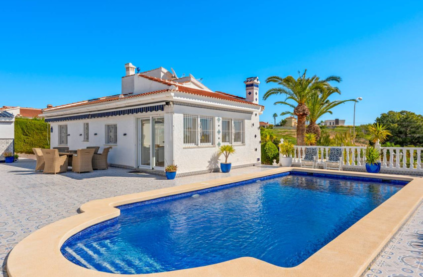 Herverkoop - Villa -
Ciudad Quesada