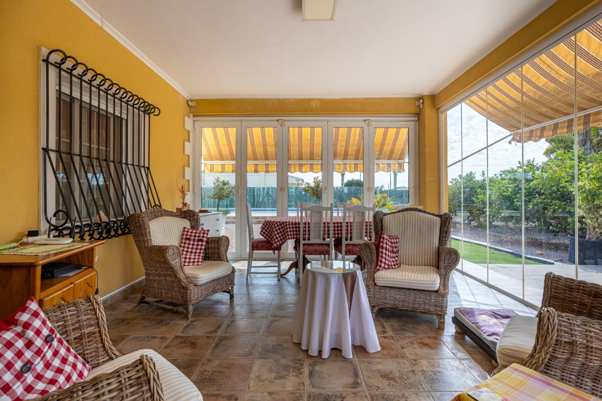 Herverkoop - Villa -
Elche - Costa Blanca