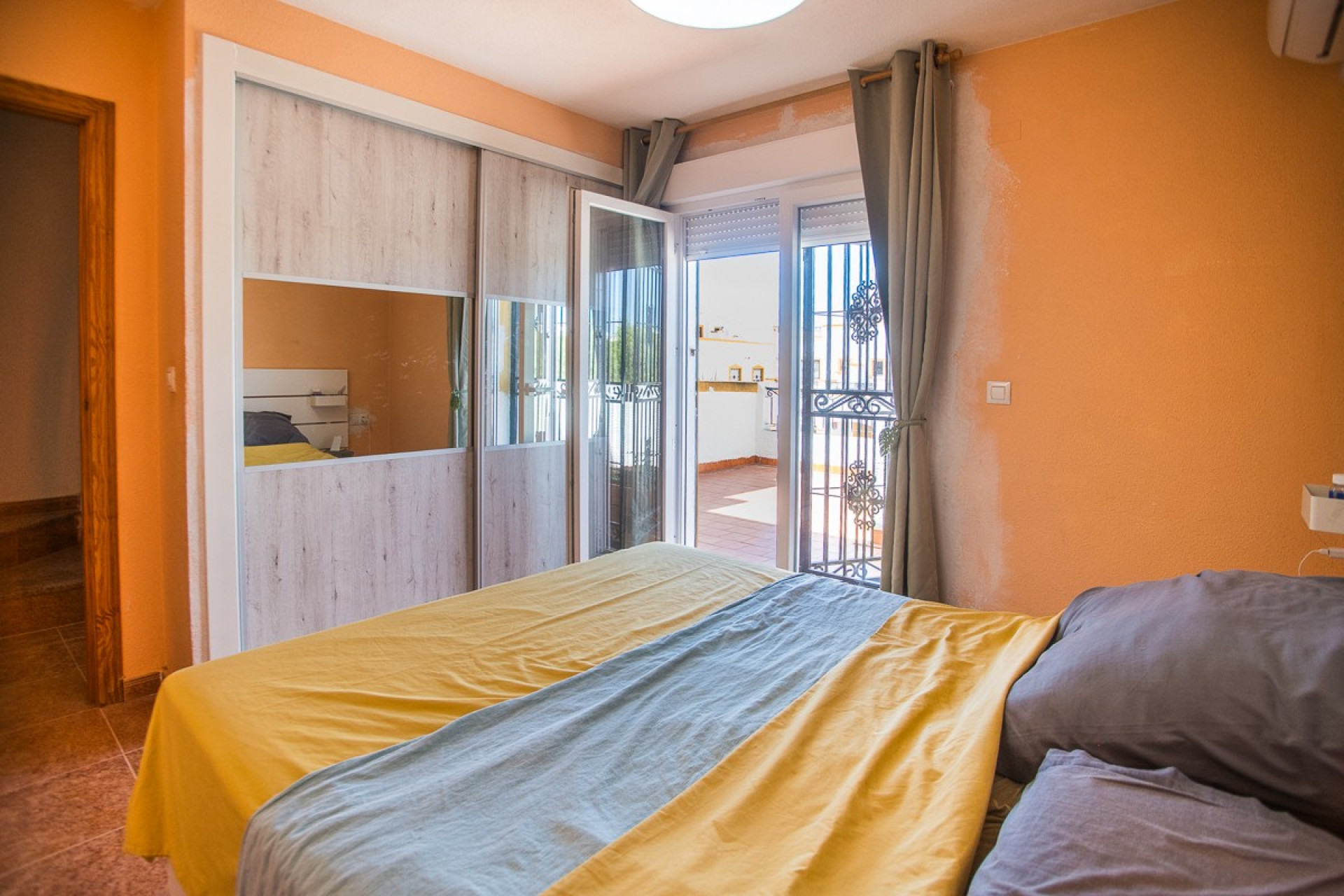 Herverkoop - Villa -
Entre Naranjos - Inland