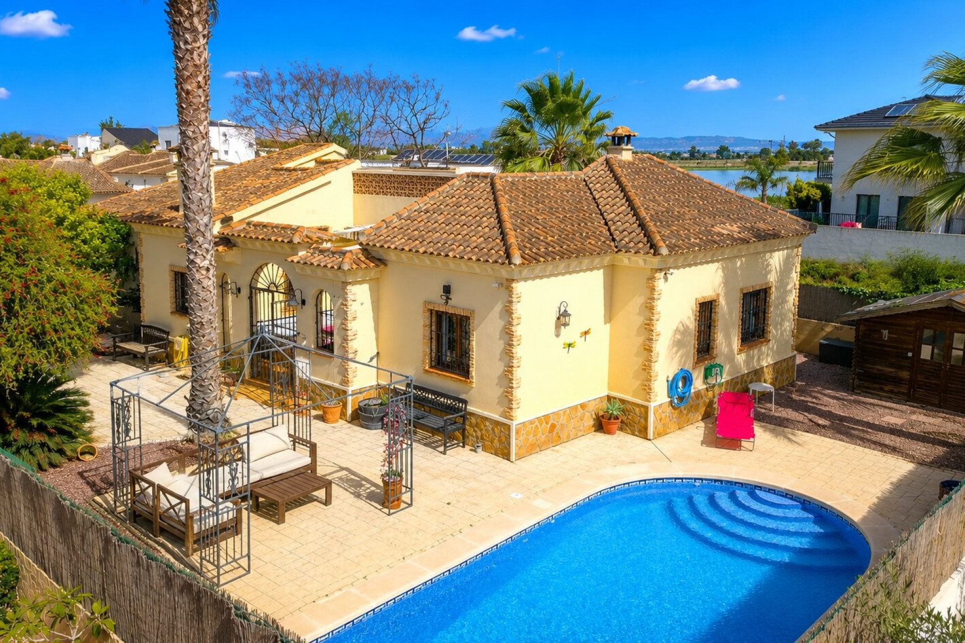 Herverkoop - Villa -
Formentera del Segura - Fincas de La Vega