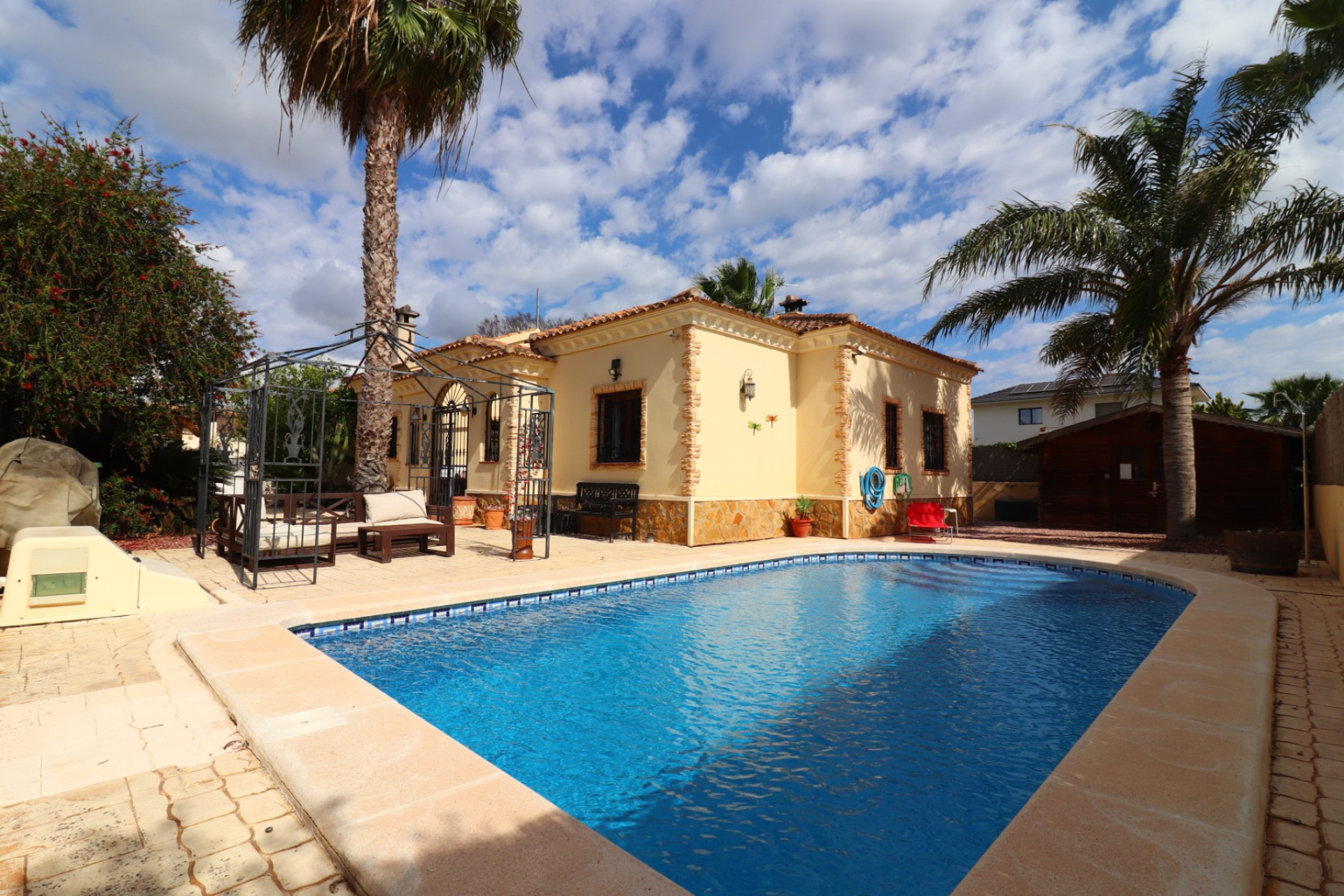 Herverkoop - Villa -
Formentera del Segura - Fincas de La Vega