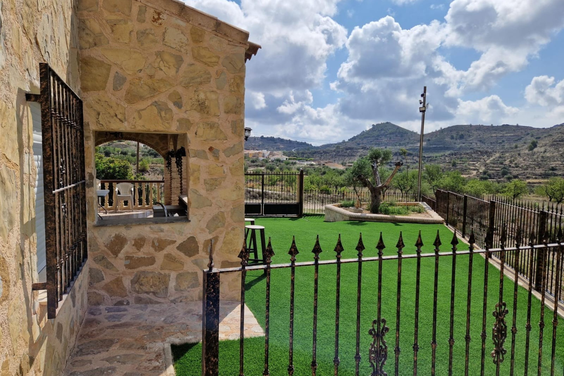 Herverkoop - Villa -
Fortuna - FORTUNA