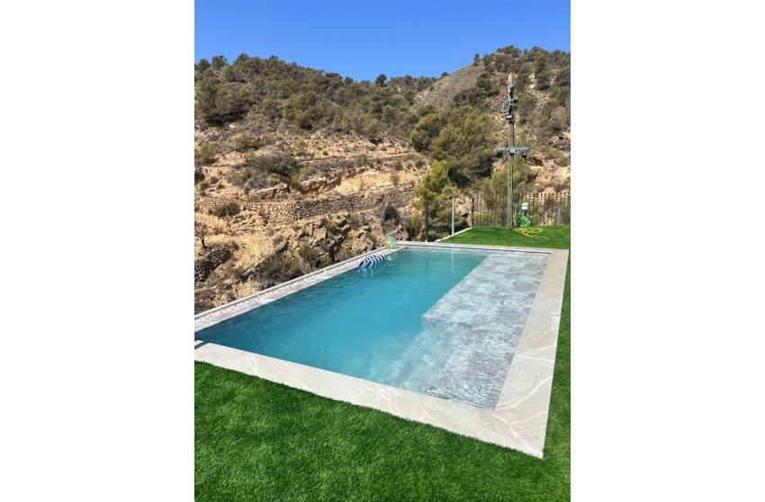 Herverkoop - Villa -
Fortuna - FORTUNA