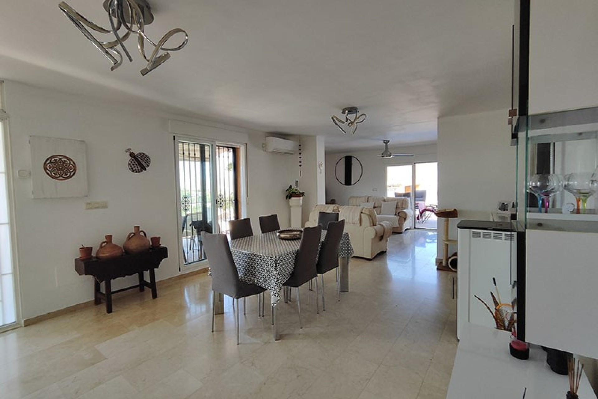 Herverkoop - Villa -
Fortuna - Las Casicas