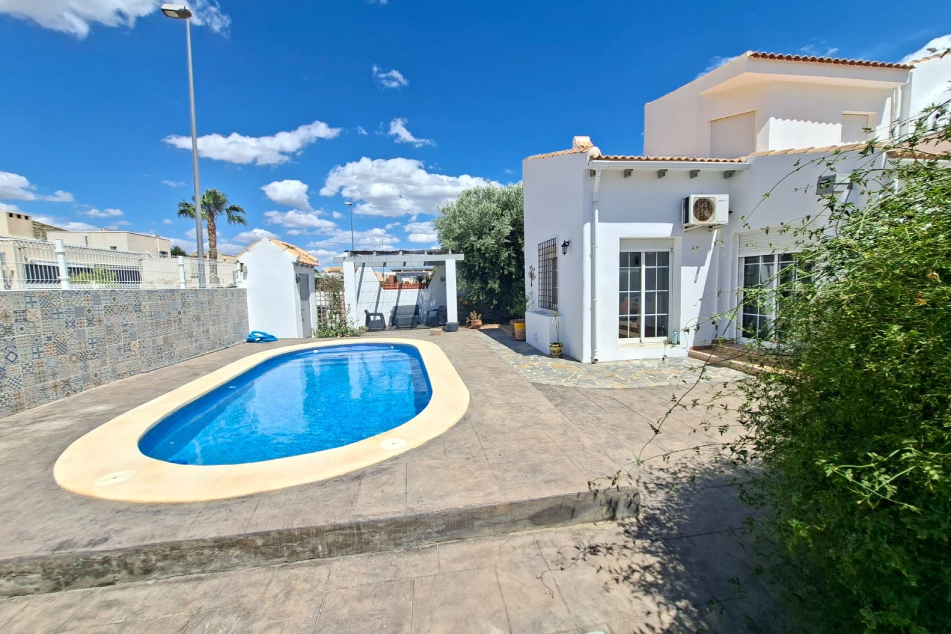 Herverkoop - Villa -
Fortuna - Urbanizacion Las Kalendas
