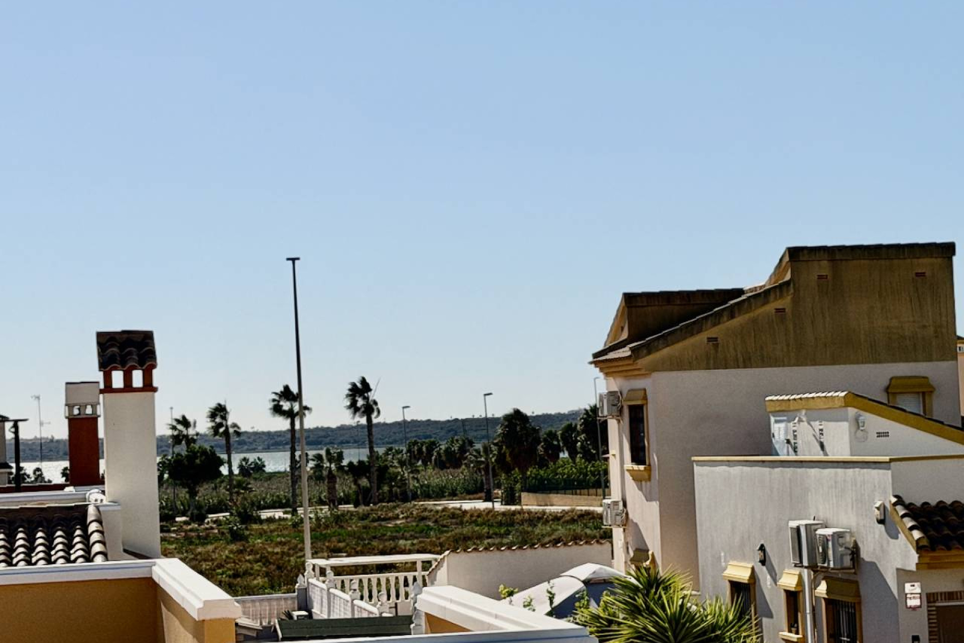 Herverkoop - Villa -
Guardamar del Segura - El Raso