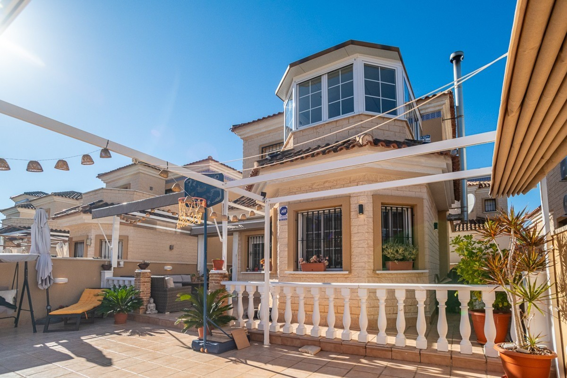 Herverkoop - Villa -
Guardamar del Segura - Guardamar - El Raso