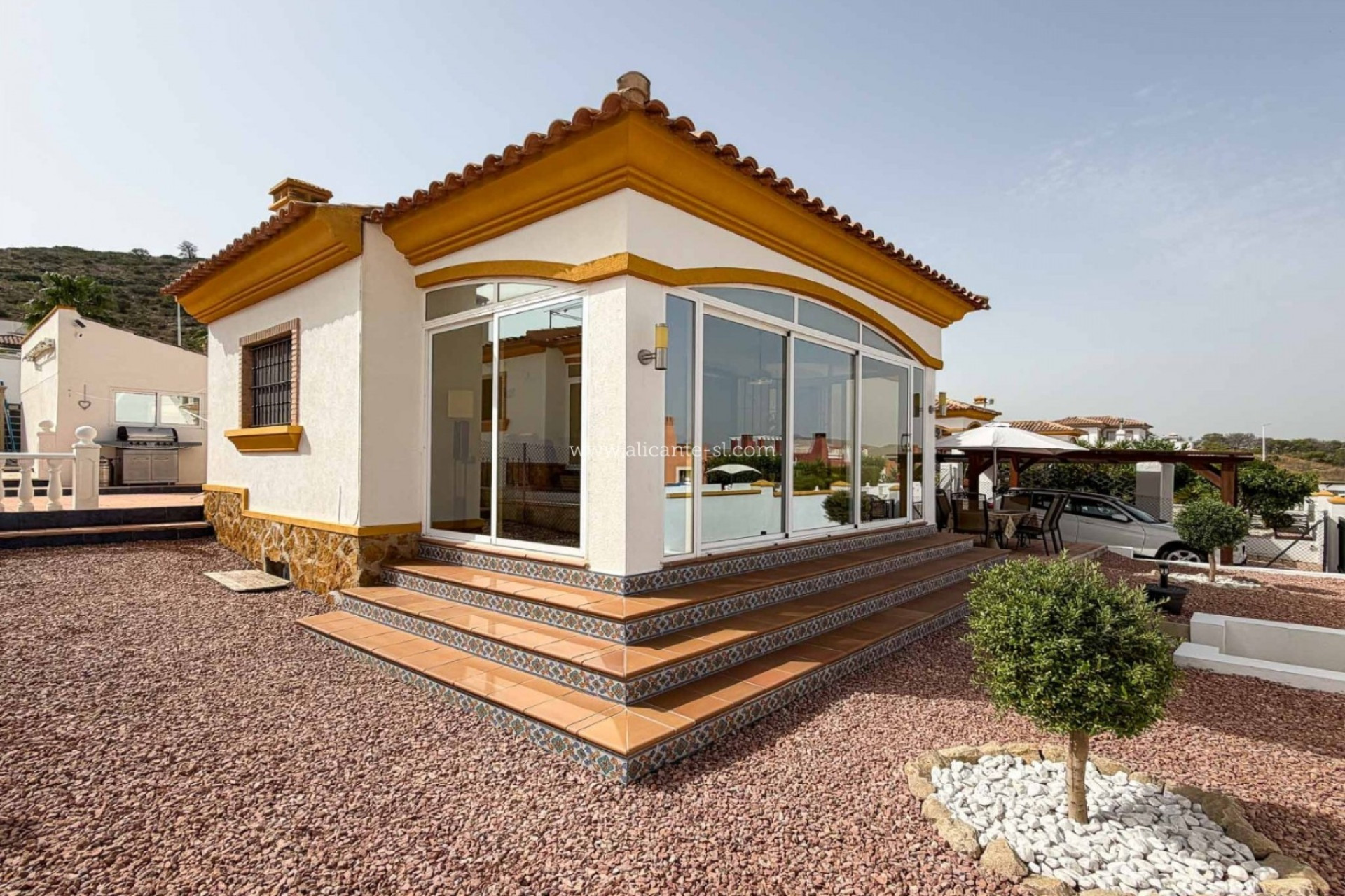 Herverkoop - Villa -
Hondón de las Nieves - Urbaniz La Montañosa