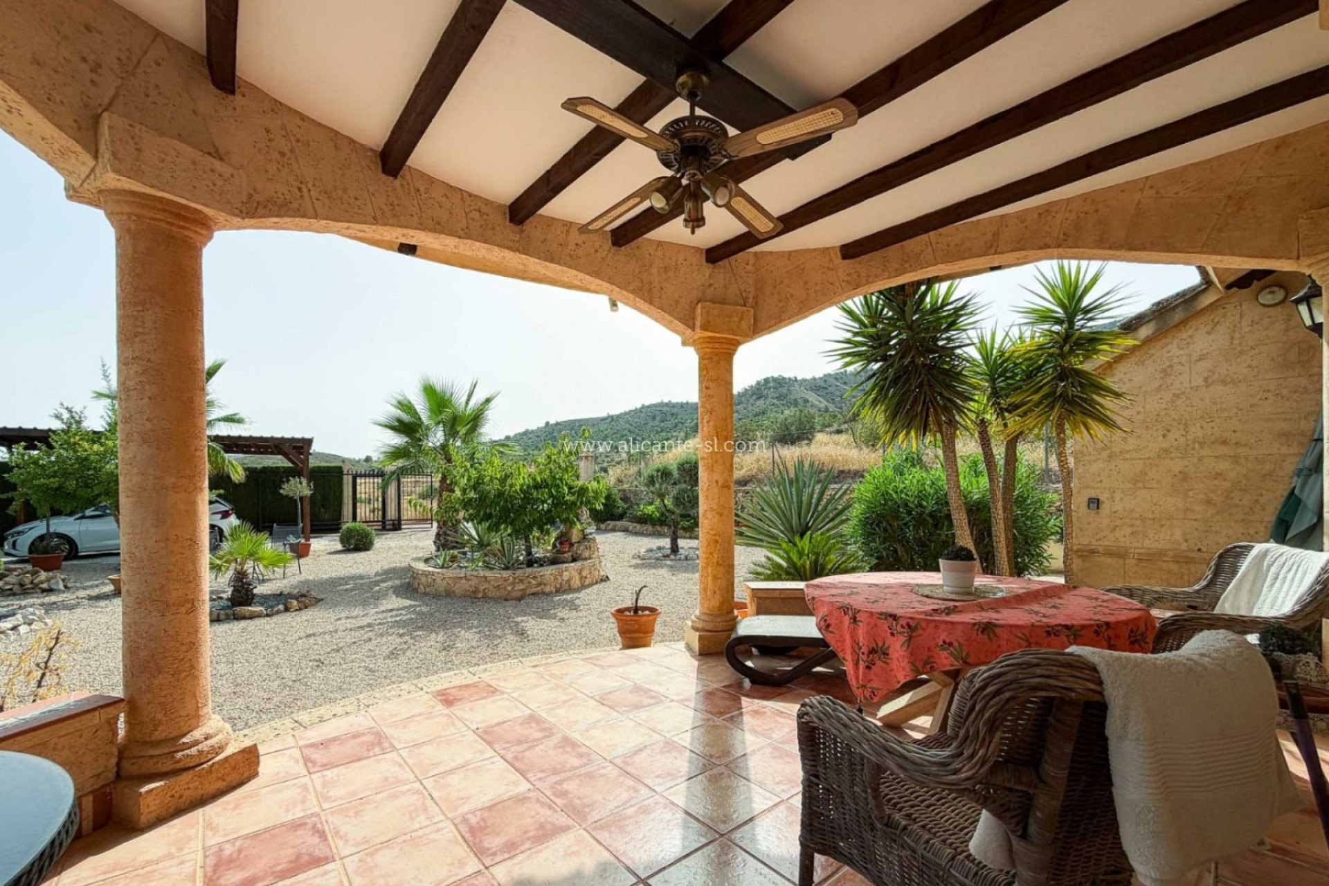 Herverkoop - Villa -
Hondón de los Fráiles - HONDON DE LOS FRAILES