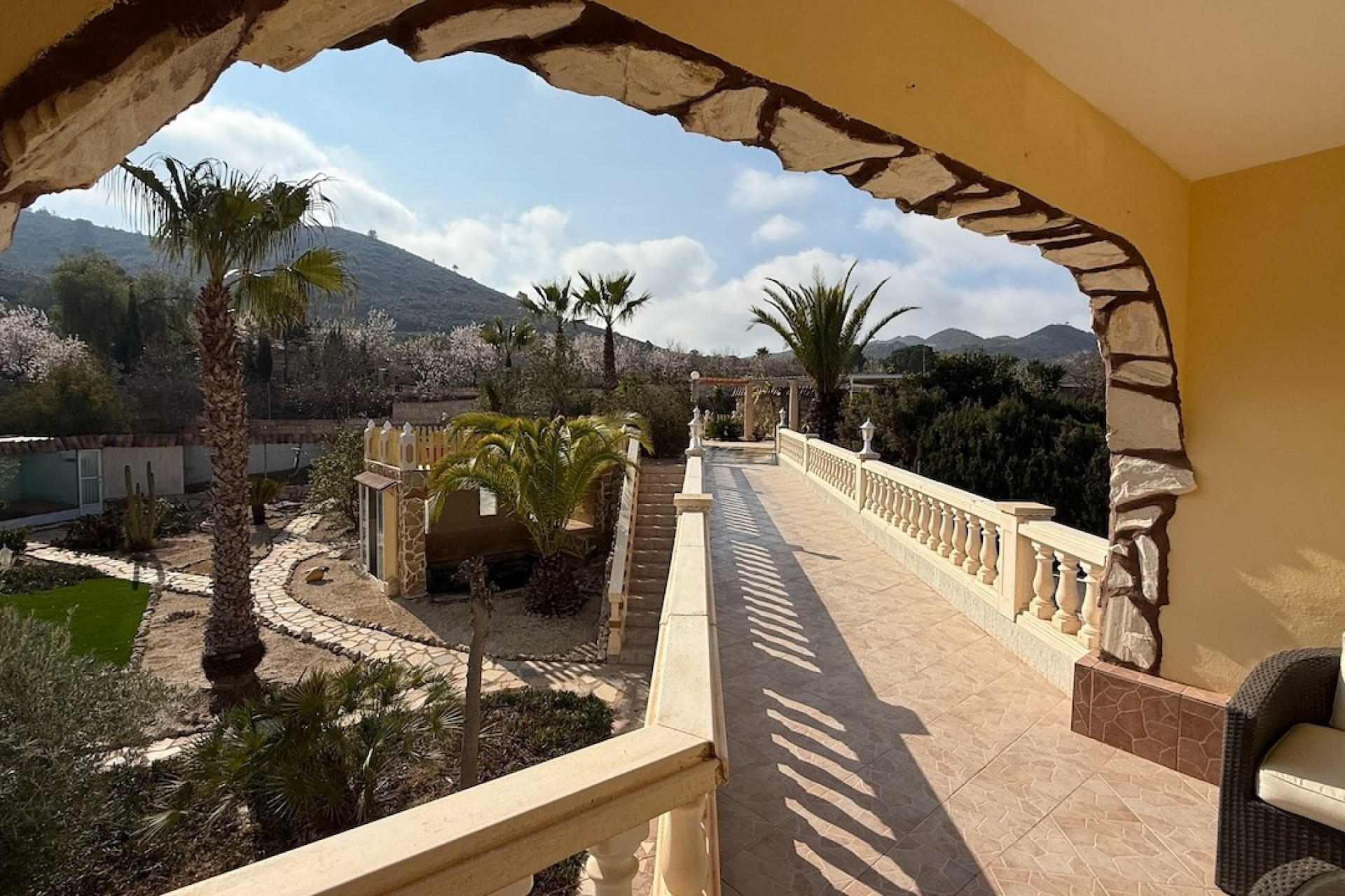 Herverkoop - Villa -
Hondón de los Fráiles