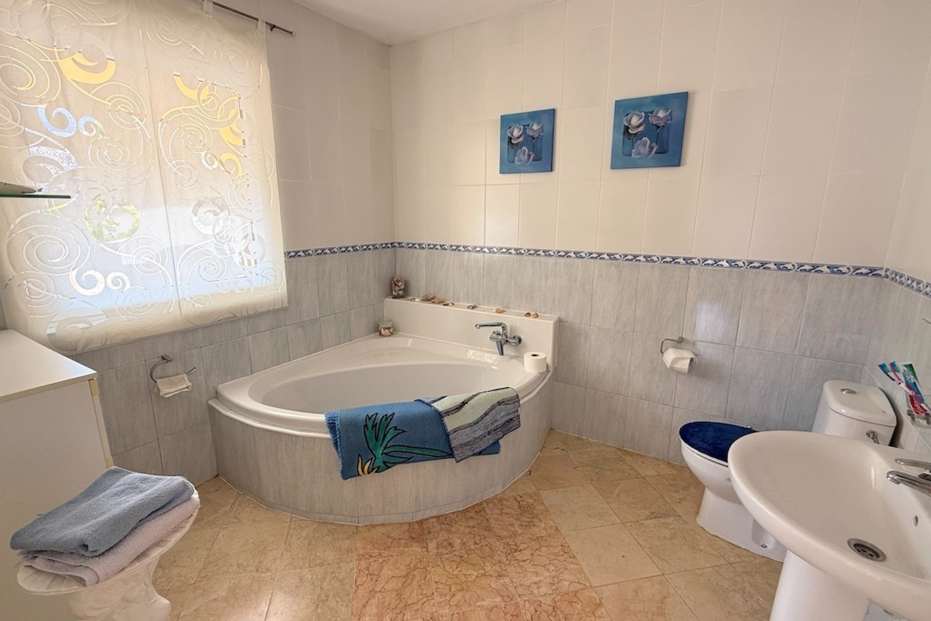 Herverkoop - Villa -
Hondón de los Fráiles