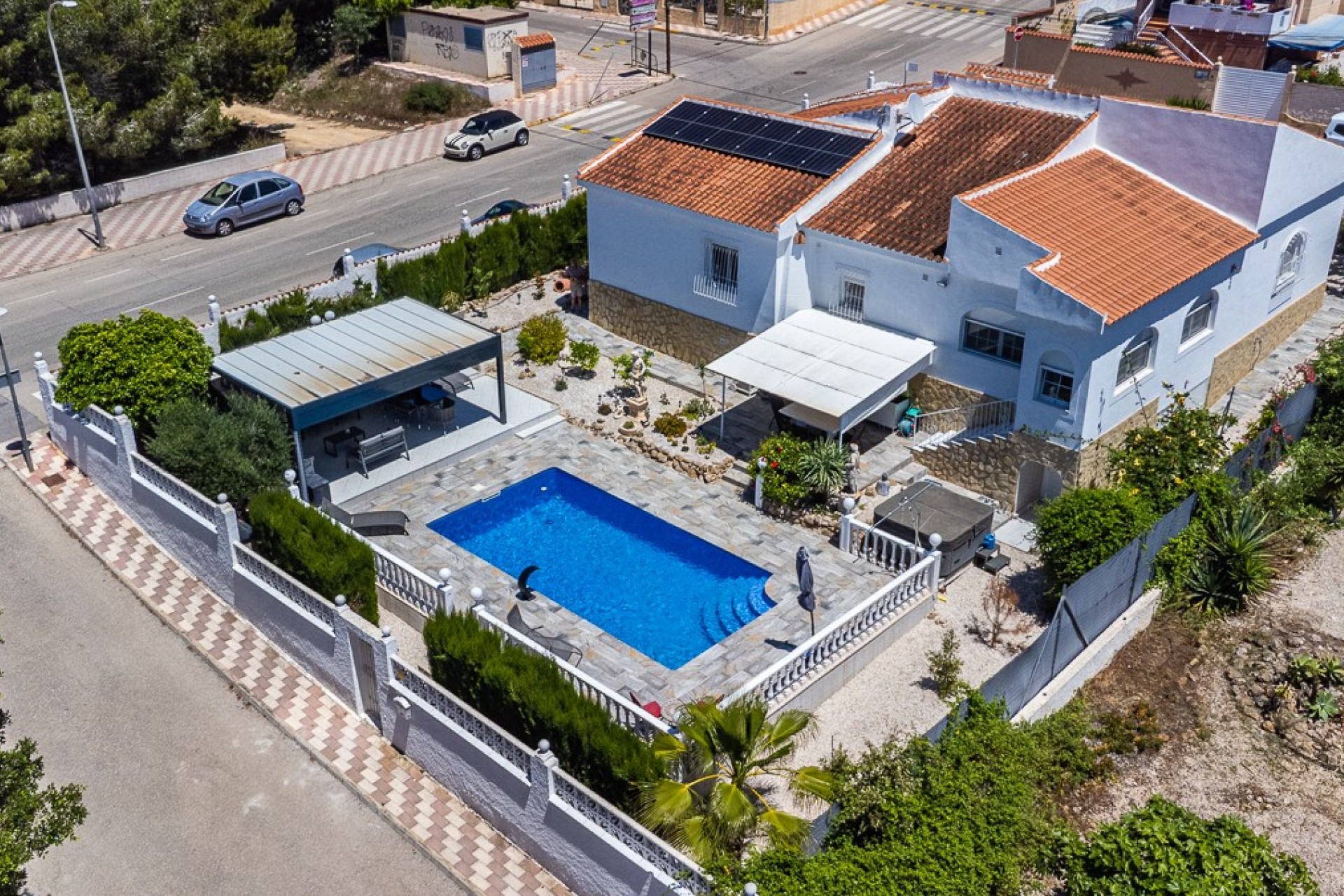Herverkoop - Villa -
La Marina - Costa Blanca