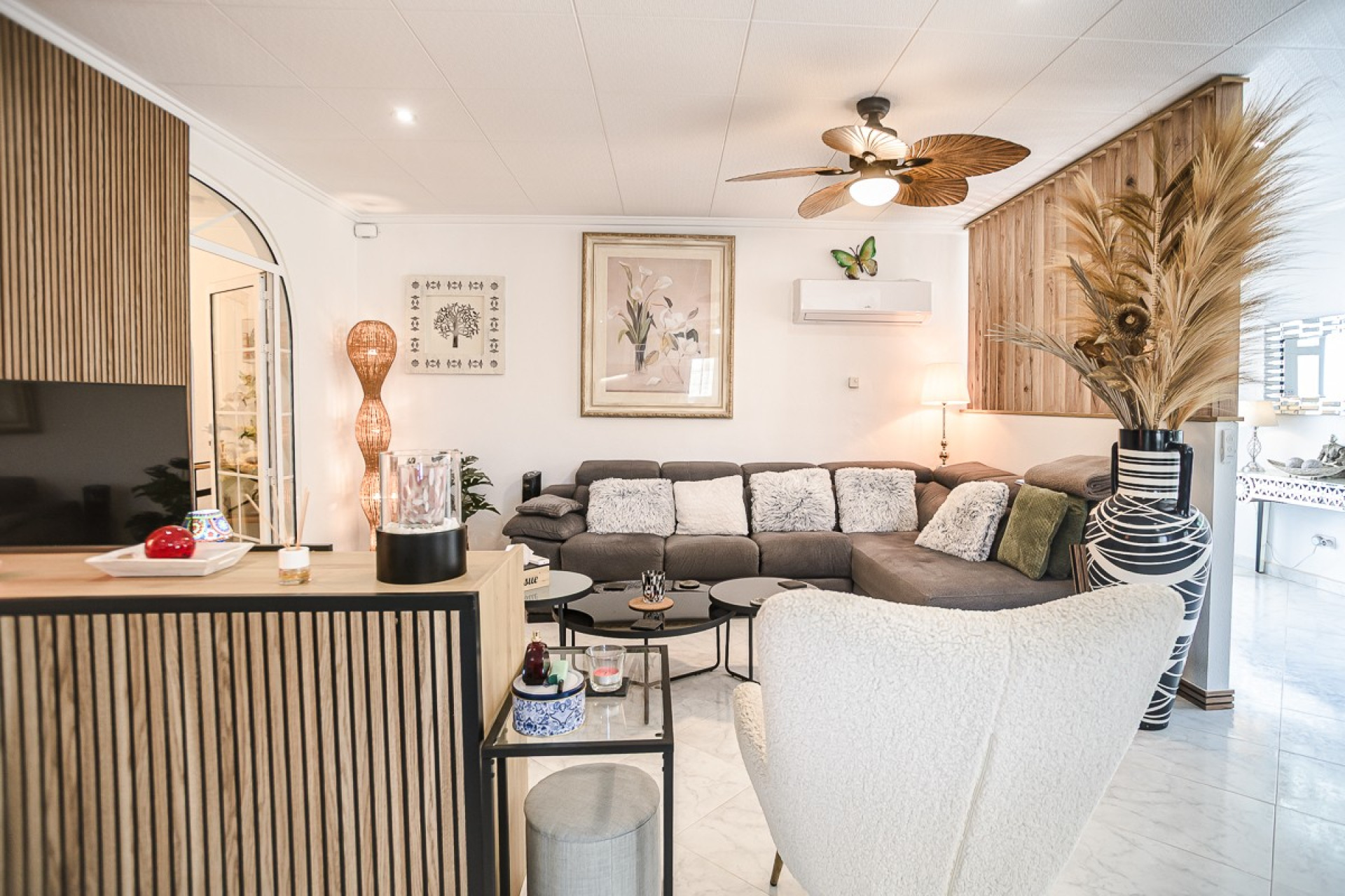 Herverkoop - Villa -
La Marina - Costa Blanca