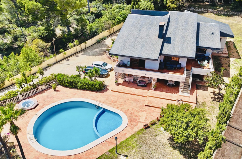 Herverkoop - Villa -
La Nucía - Costa Blanca