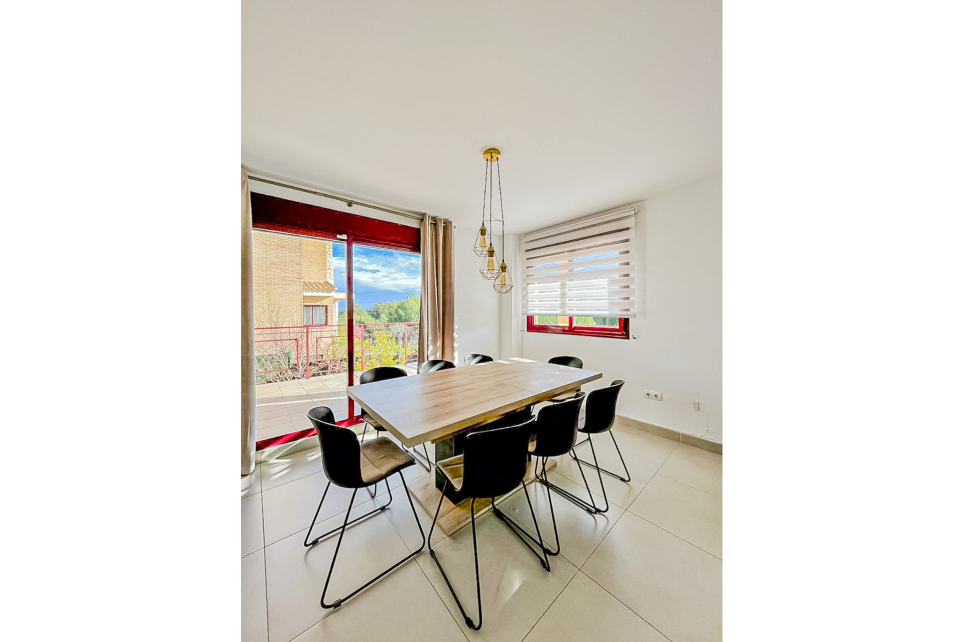 Herverkoop - Villa -
La Nucía - Montebello