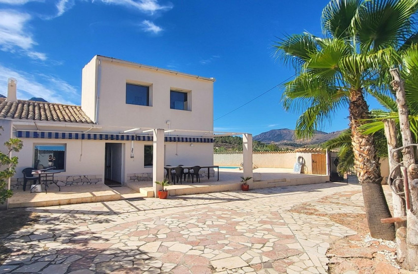 Herverkoop - Villa -
La Romana