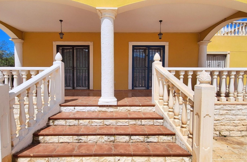 Herverkoop - Villa -
La Romana