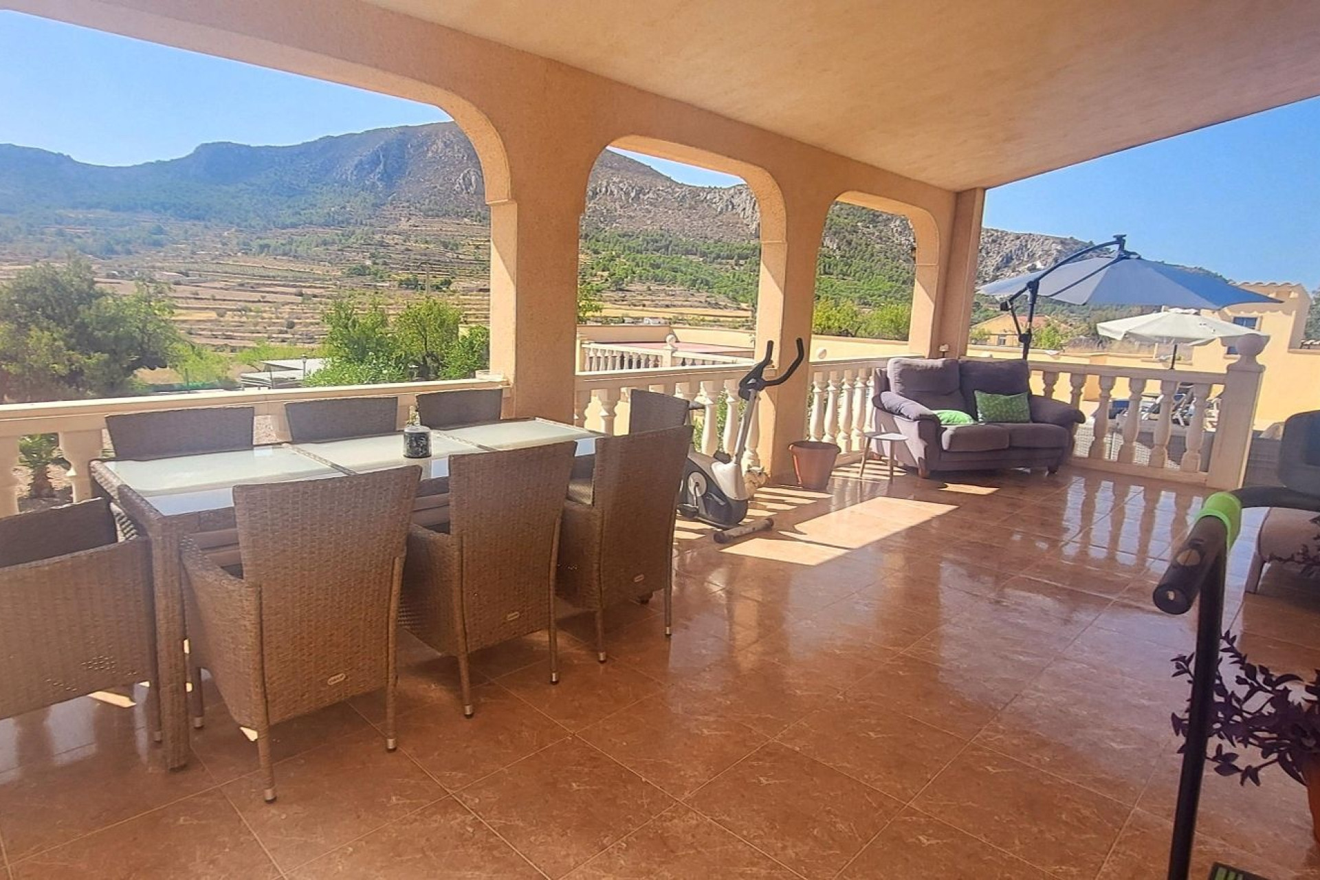 Herverkoop - Villa -
La Romana
