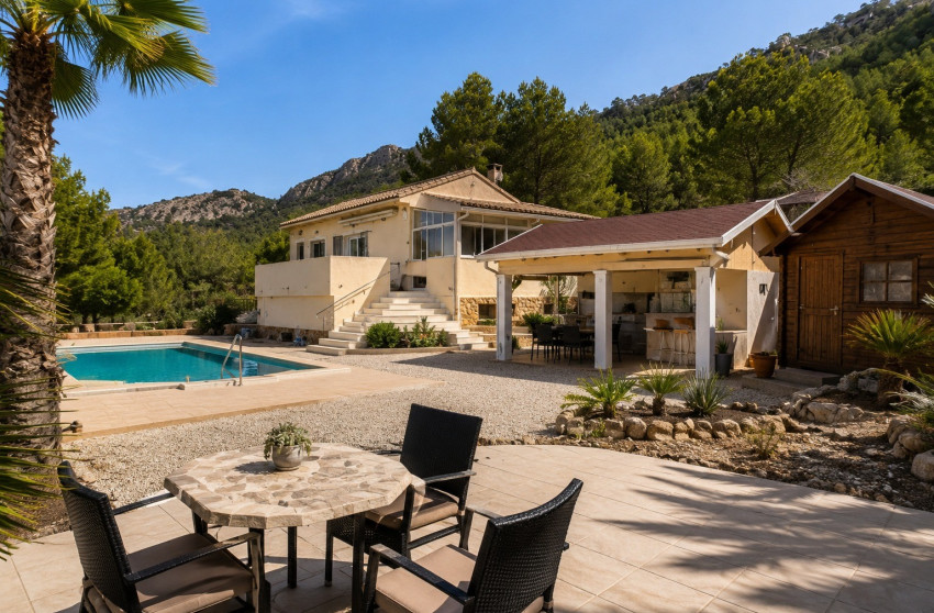 Herverkoop - Villa -
La Zarza - Inland