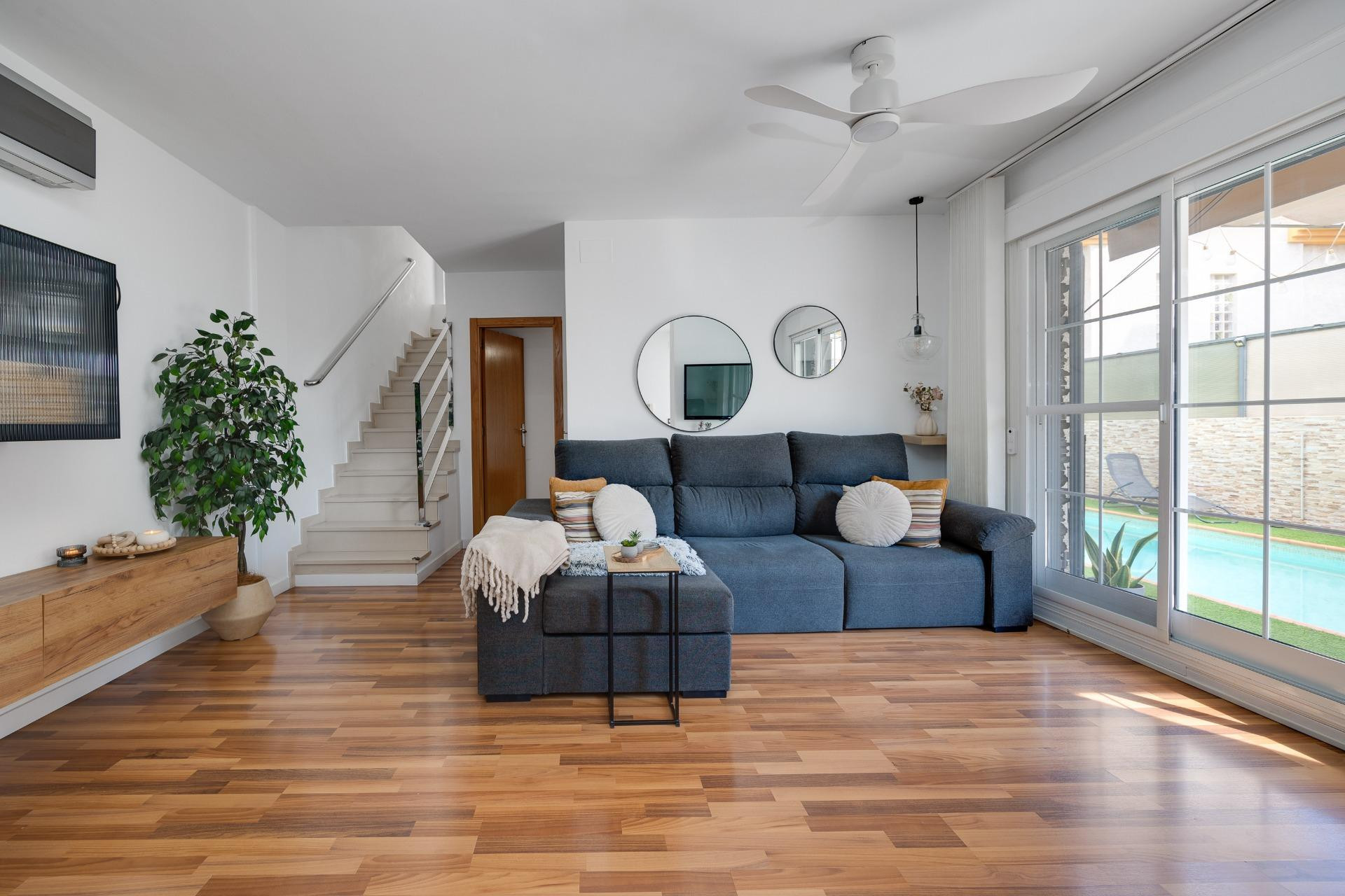 Herverkoop - Villa -
Los Montesinos - La Herrada