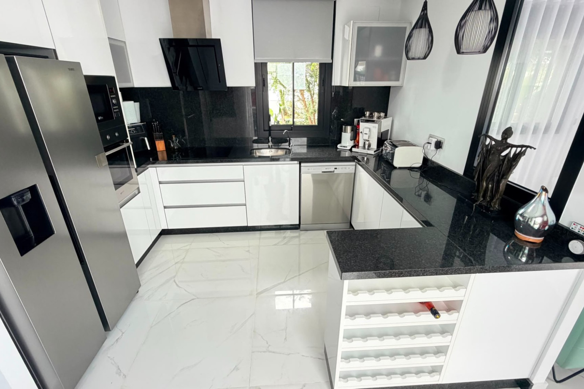 Herverkoop - Villa -
Los Montesinos - La Herrada
