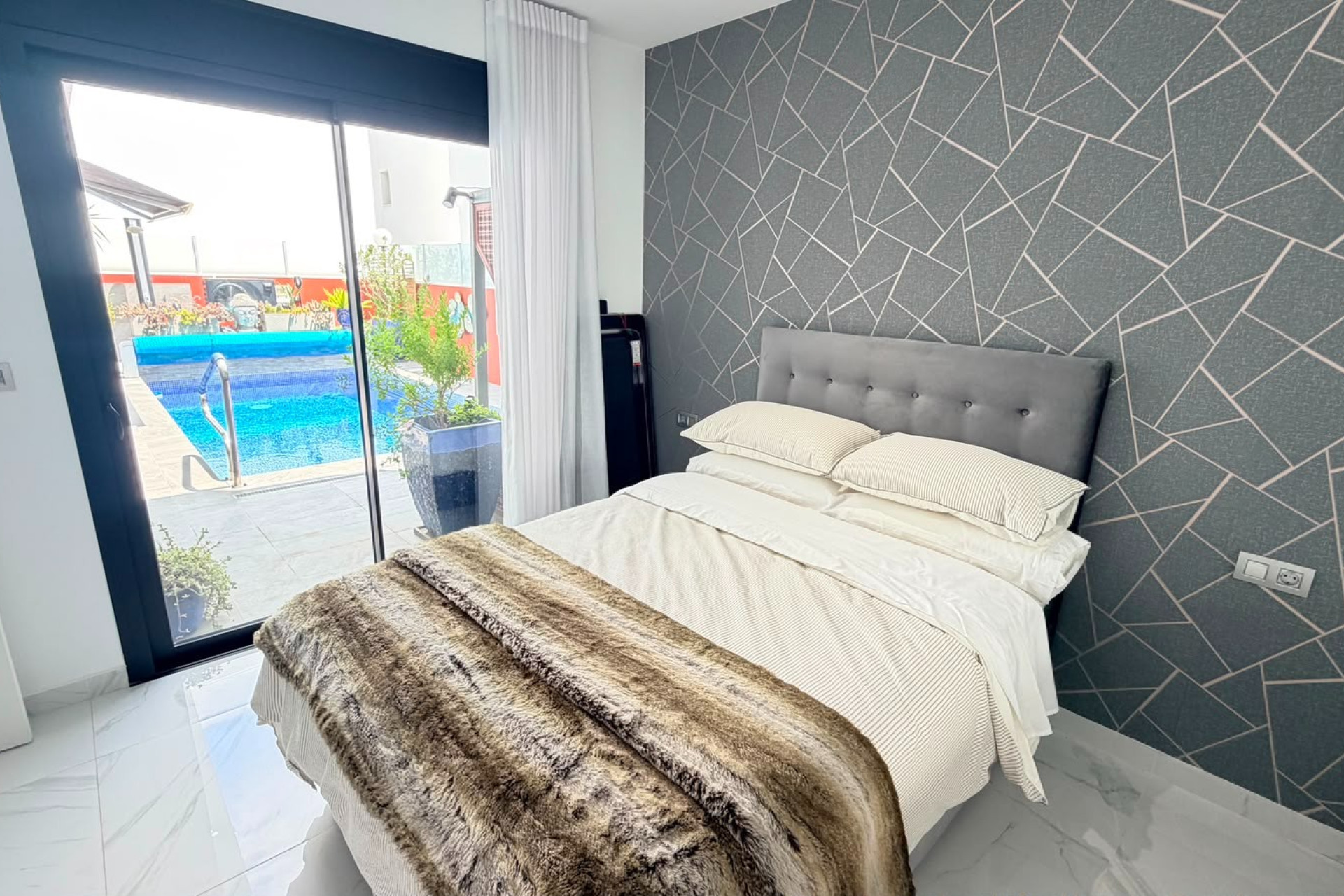 Herverkoop - Villa -
Los Montesinos - La Herrada