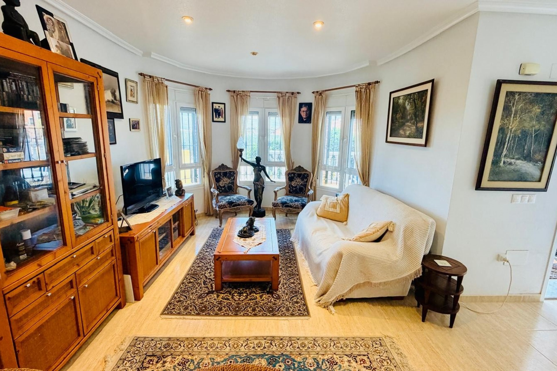 Herverkoop - Villa -
Los Montesinos - La Herrada