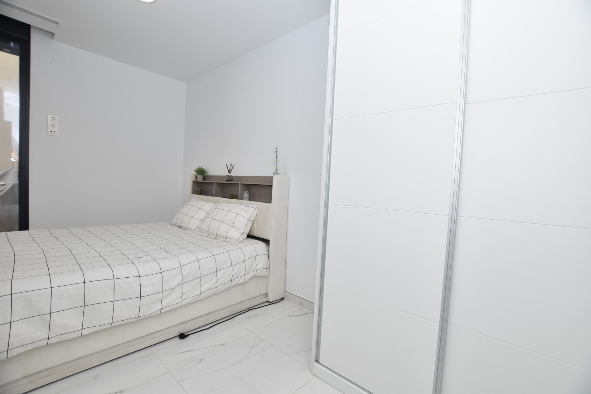 Herverkoop - Villa -
Los Montesinos