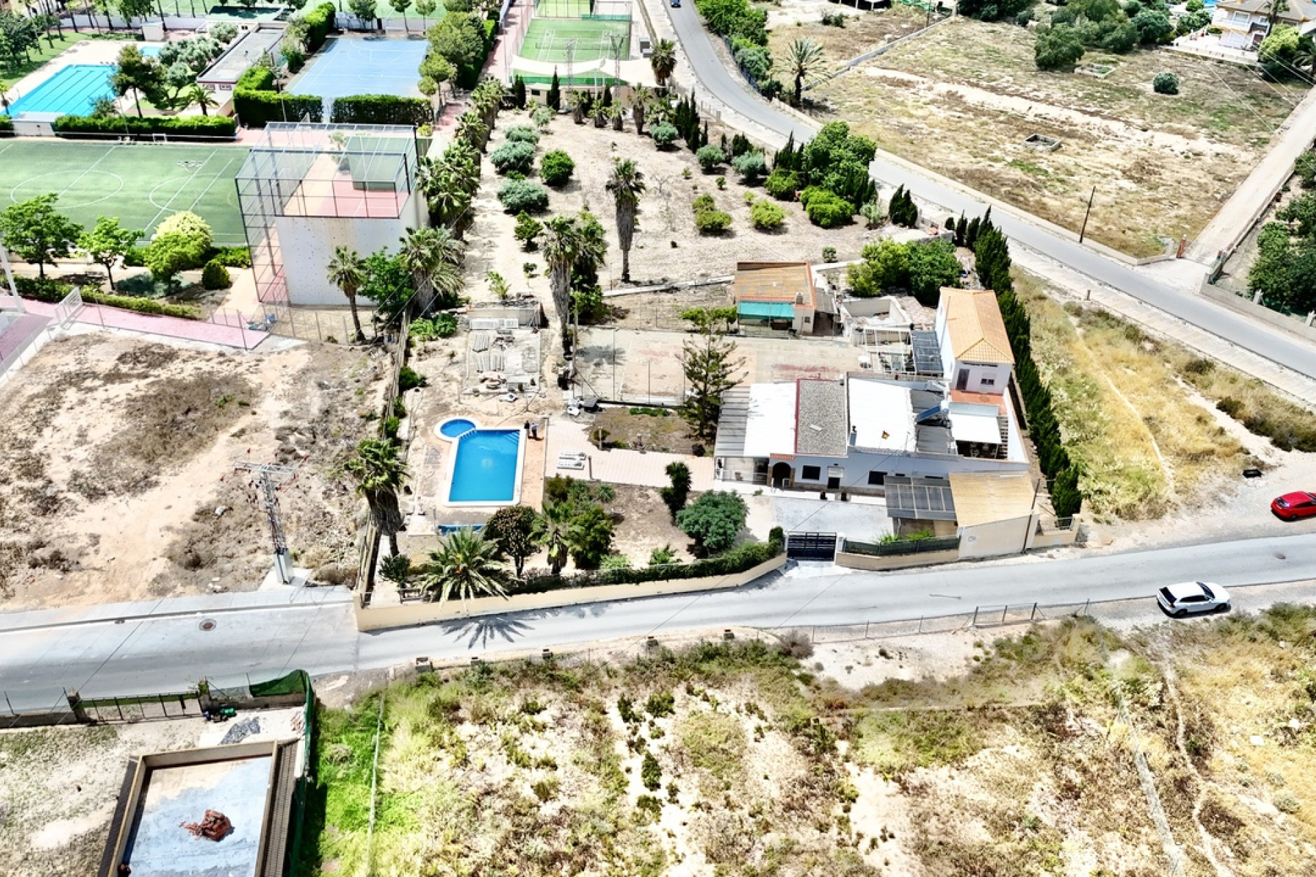 Herverkoop - Villa -
Los Montesinos