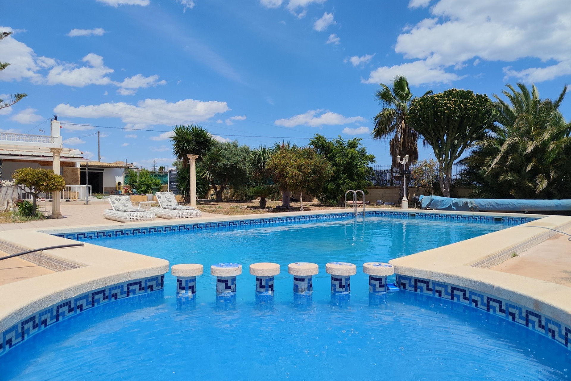 Herverkoop - Villa -
Los Montesinos