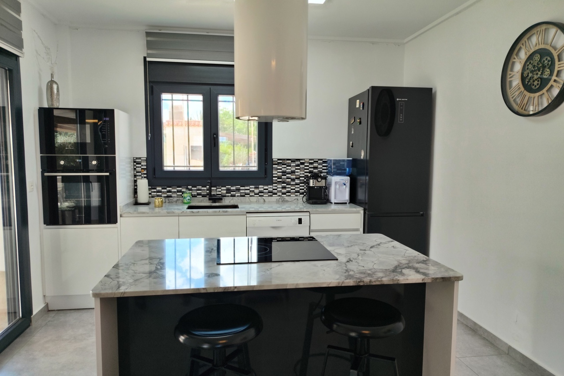 Herverkoop - Villa -
Los Montesinos