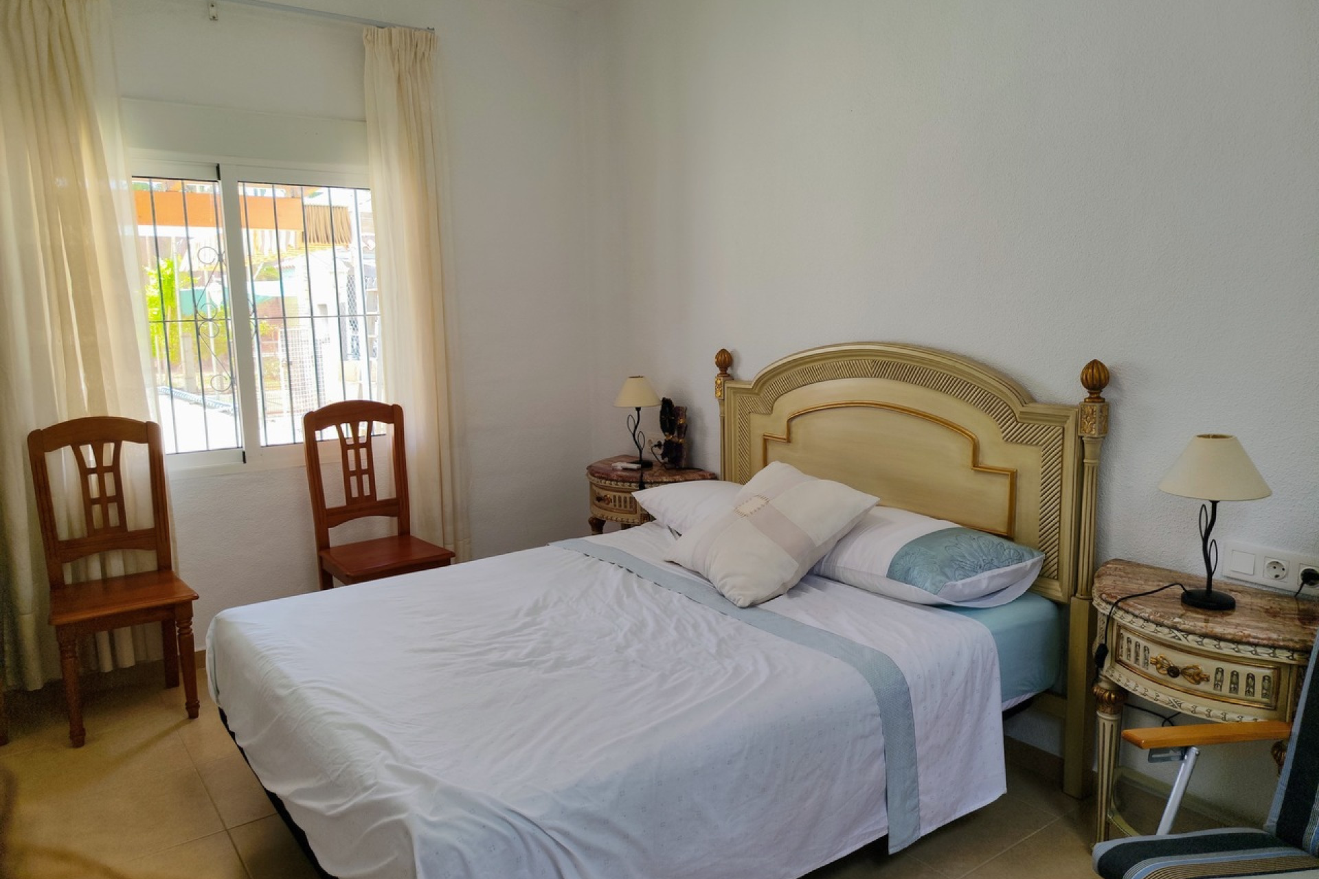 Herverkoop - Villa -
Los Montesinos