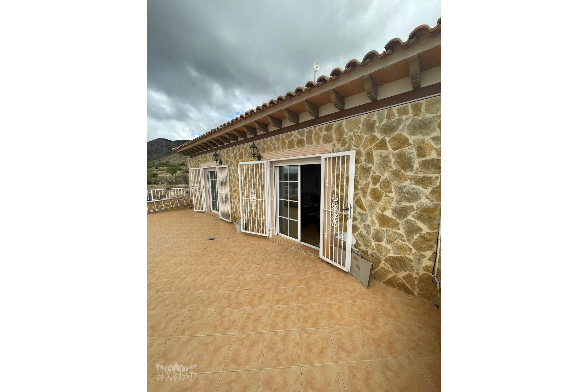 Herverkoop - Villa -
Macisvenda - Macisvenda Murcia