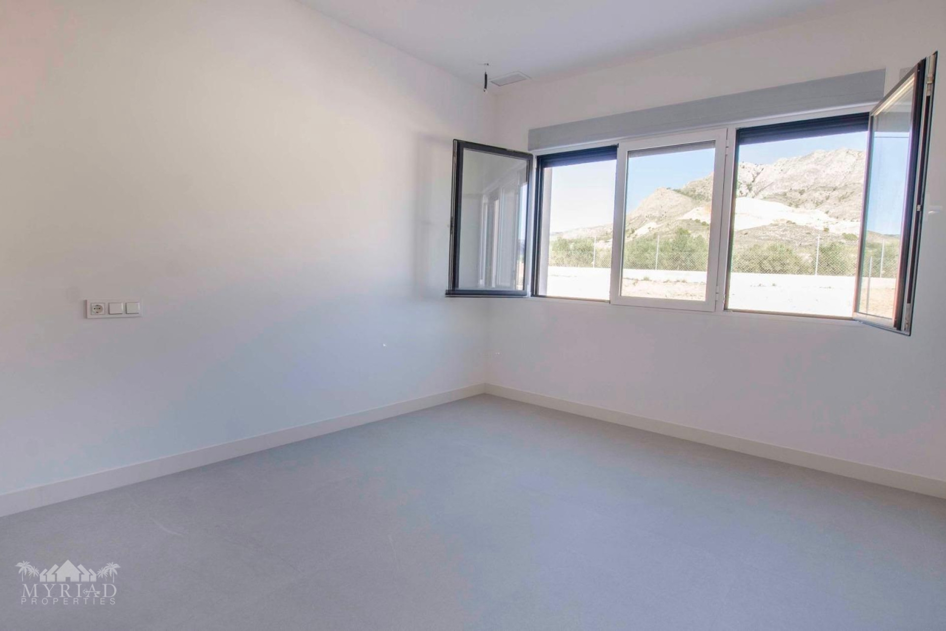 Herverkoop - Villa -
Macisvenda - Macisvenda Murcia